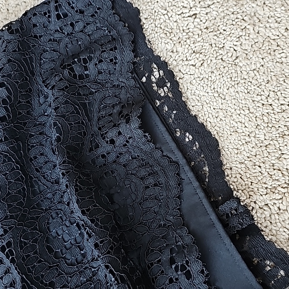 EUC Lined Lace LBD size 8 - Picture 4 of 12